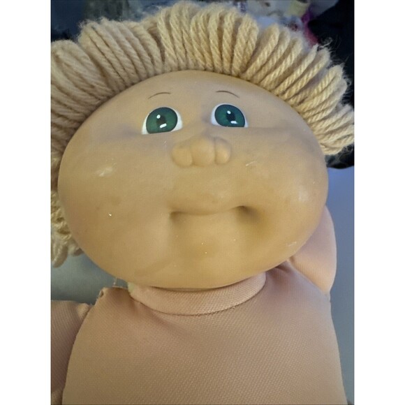 Cabbage Patch Kids Wheat Poodle Hair w/ 2 Ponytails Girl Green Eyes RARE - Picture 7 of 11